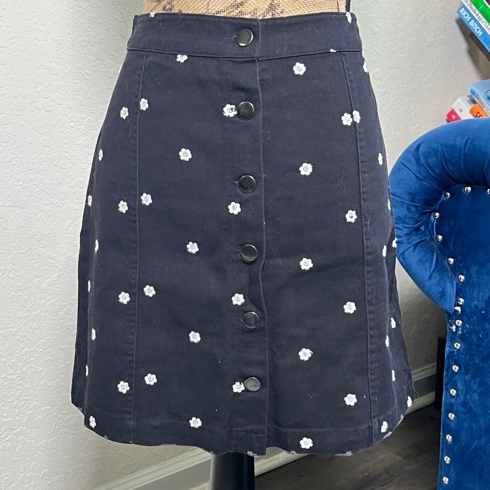 Black Skirt with Embroidery Floral Button-Front Skirt